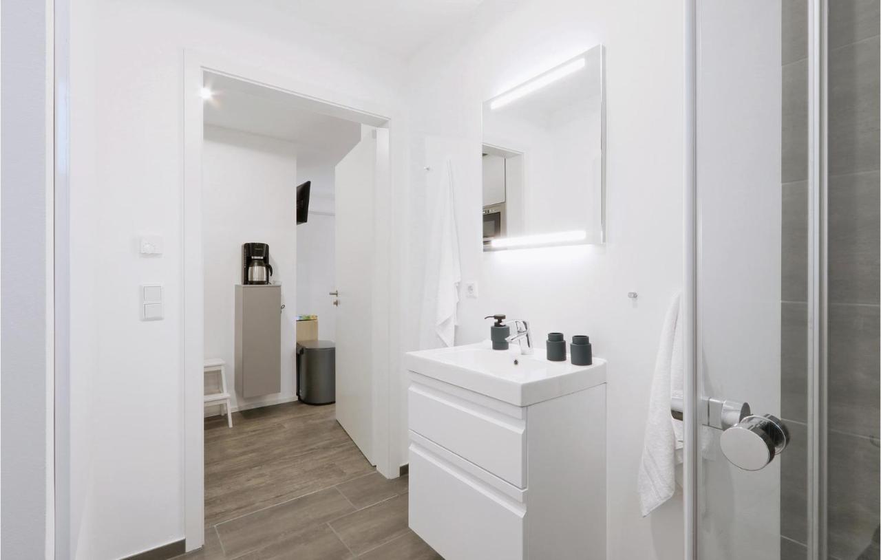 Awesome Apartment In Lembruch-Duemmer See Kültér fotó
